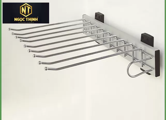 Kệ vắt quần áo treo hông tại Vĩnh Cửu